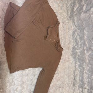 Women’s long sleeve American eagle t shirt